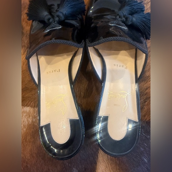 CHRISTIAN LOUBOUTIN BARRY DANDELION PATENT LEATHER Mules - Picture 6 of 9